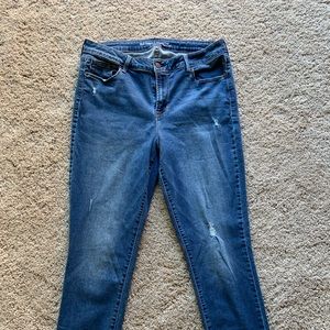 ⭐️Old Navy Rockstar Jeans⭐️